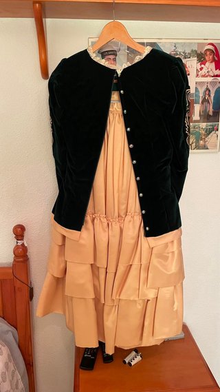 Traje Malagueña Negro/Dorado Sin Estrenar