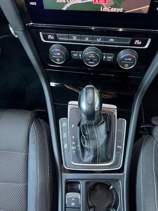432€/Mes VW Golf R 310cv DSG 4Motion 72.000KM 2018