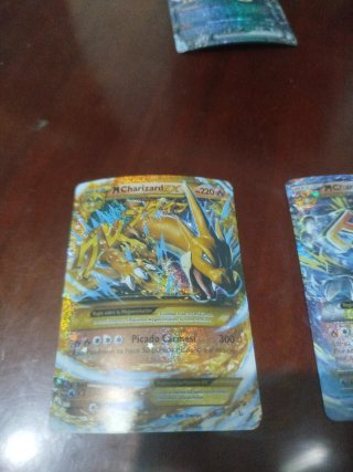 Carta Pokémon M Charizard EX 220 HP