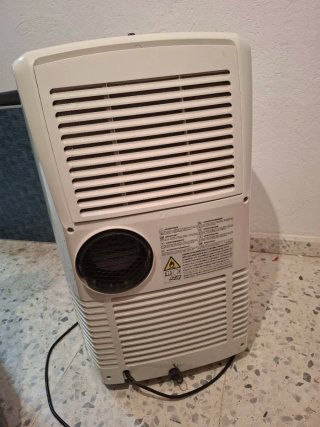 Aire Acondicionado portátil DeLonghi Pingüino 8200