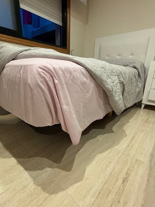 Cama 90cm + Somier + Colchas + almohadas SANXENXO