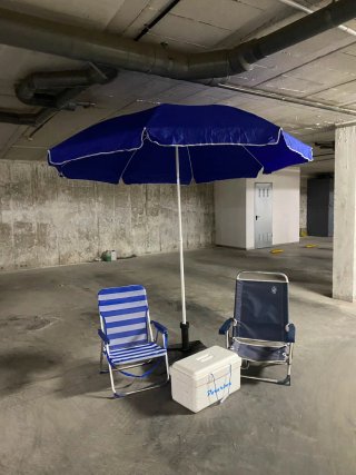 Set Playa: Sillas, Sombrilla y Nevera