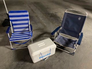 Set Playa: Sillas, Sombrilla y Nevera