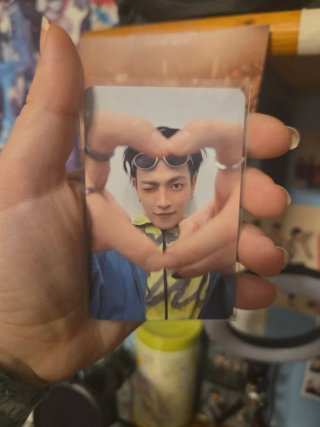Aniteez in color trading card Hongjoong