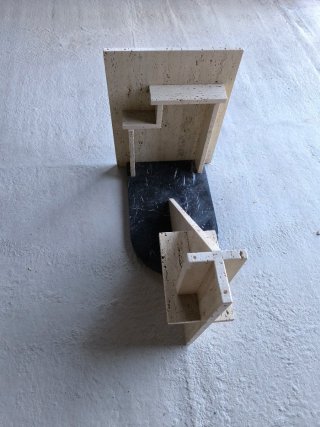 Mesa cristal y base mármol