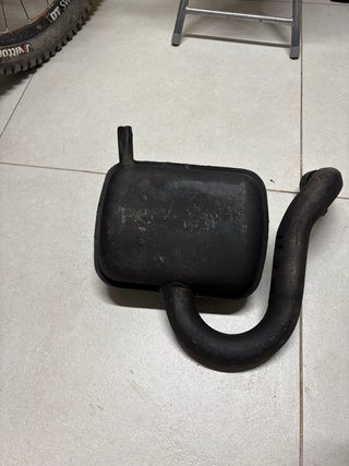 Escape Vespa PX 200