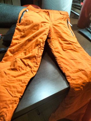 Esquís Dynastar. Botas Atomic,casco bunkerace,pant