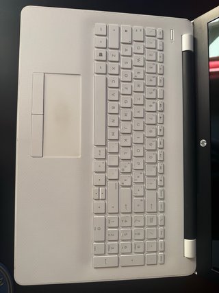 HP 15-BS004NK Celeron 256GB SSD 8GB RAM