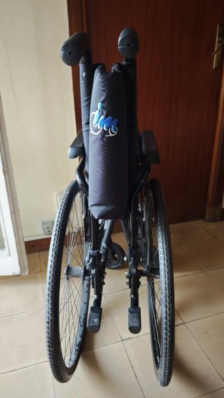 Silla de ruedas plegable IM by Total Care
