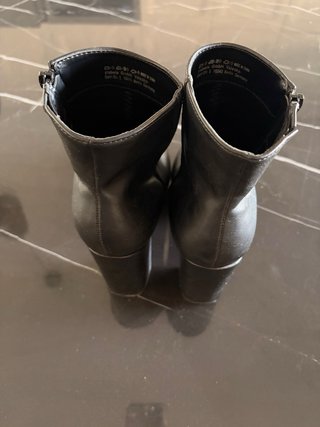 Botines tacón negros