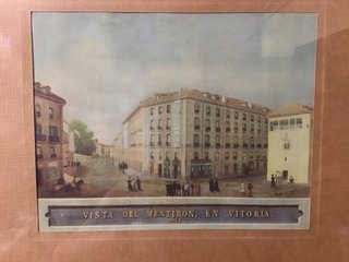Lote 3 cuadros con laminas antiguas de Vitoria