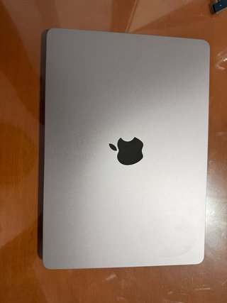 MacBook Air M2 2022