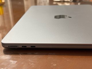 MacBook Air M2 2022