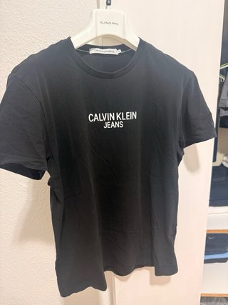Camiseta Calvin Klein Jeans Negra