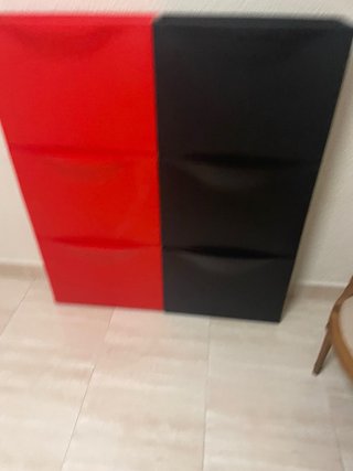 Zapateros Ikea Plástico Rojo y Negro