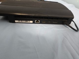 PS3 Super Slim 500GB + 2 Mandos y Cables