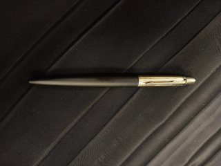 Bolígrafo Parker Jotter Negro Mate y Oro
