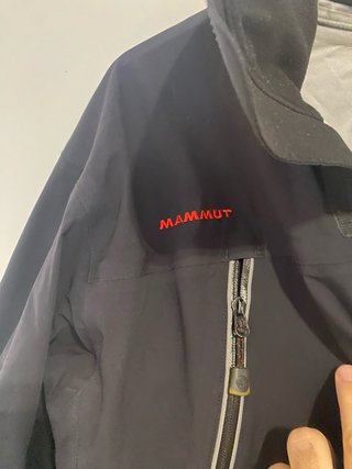 Chaqueta Mammut Negra