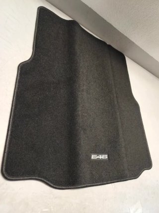 + BMW Serie 3 E46 Sedan Alfombrilla Maletero a med