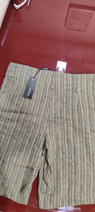 Pantalón corto mujer Escorpión Talla M