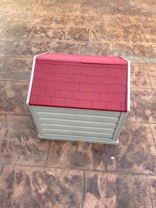 Caseta exterior perro pequeño beige/gris