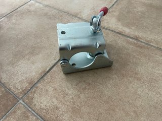 Abrazadera Rueda Remolque con Manivela