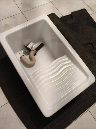 Lavadero de cerámica blanco