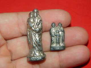 Lote dos figurillas antiguas religiosas d calamina