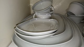 Vajilla Santa Clara MAH Vigo cenefa gris