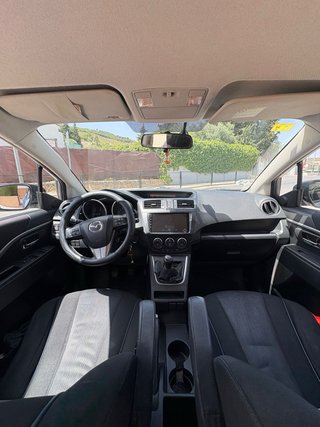 Mazda 5 2011