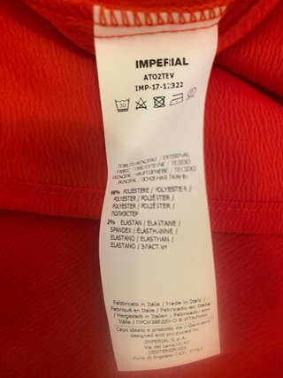Vestito Rosso Imperial Elegante con Volant M