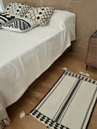 Conjunto 2 alfombras y 4 cojines de kilim y lana