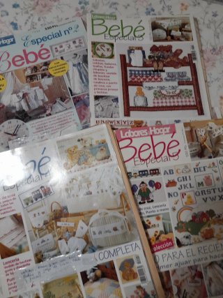 Lote 4 revistas labores del hogar especial bebes N
