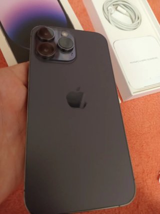iPhone 14 Pro Max Morado