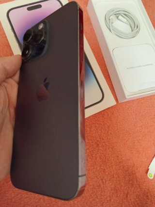 iPhone 14 Pro Max Morado