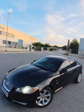 Jaguar XF 2012