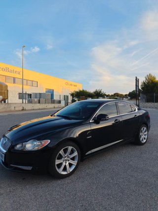 Jaguar XF 2012