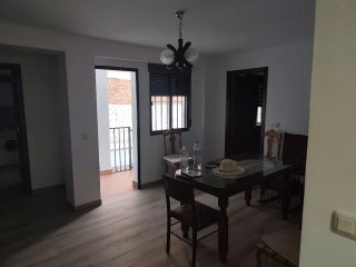 Gran oportunidad: Casa familiar con piscina.