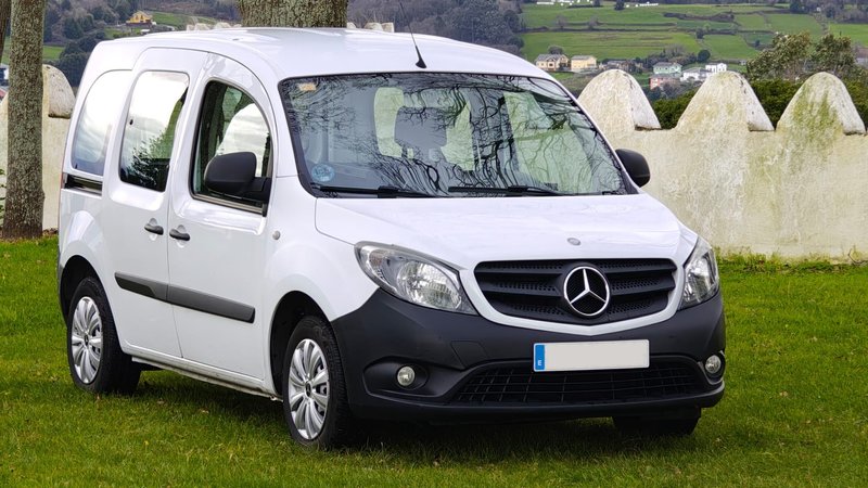 Mercedes Citan CDI 90cv Etiqueta C - foto 1