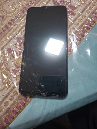 Samsung Azul esta roto le falta reglo