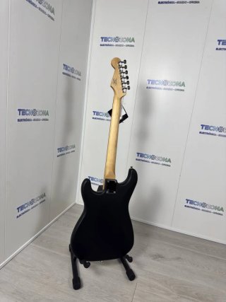 Guitarra Eléctrica Fender Squier Debut Negra