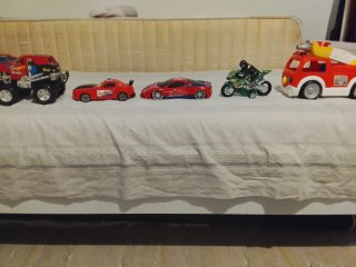 Lote de 5 coches de juguete