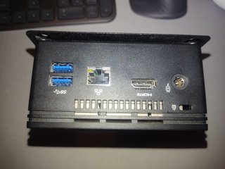 Gigabyte Brix GB-BACE-3000 Mini PC
