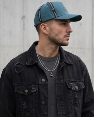 Gorra Deportiva EA7 Emporio Armani Logo Tape.