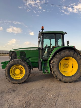 Tractor John Deere 6520