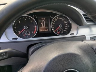 Volkswagen Passat 2012