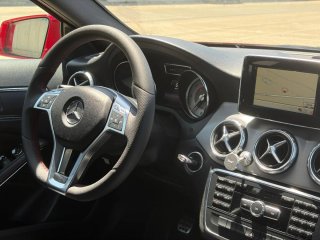 Mercedes-Benz GLA AMG impecable
