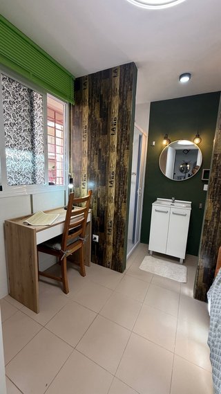 Alquilo habitacion con baño propio