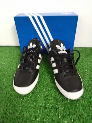 Adidas Samba Negras y Blancas