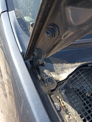 BISAGRA CAPO DERECHA DACIA LOGAN 1 MCV FAMILIAR K